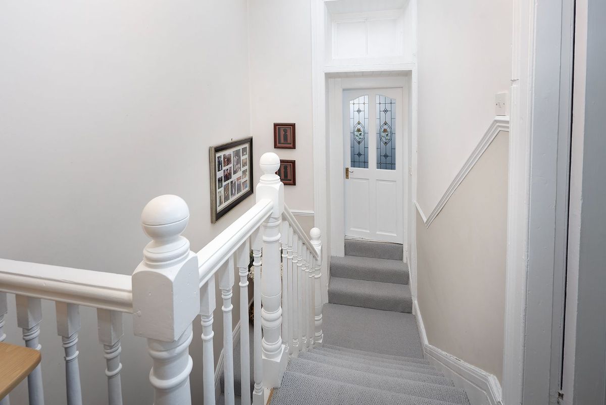 Period Property For Sale: 1 Lakeview, Carrignafoy, Cobh, Co. Cork Period Property For Sale: 1 Lakeview, Carrignafoy, Cobh, Co. Cork