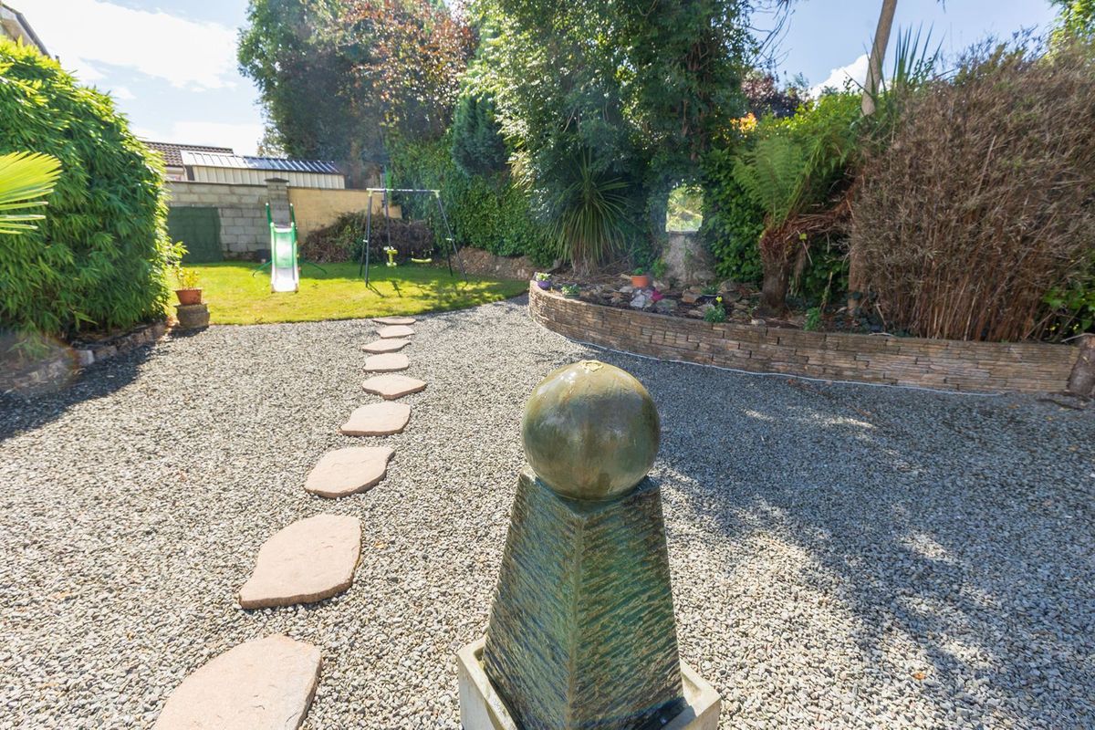 Period Property For Sale: 1 Lakeview, Carrignafoy, Cobh, Co. Cork Period Property For Sale: 1 Lakeview, Carrignafoy, Cobh, Co. Cork