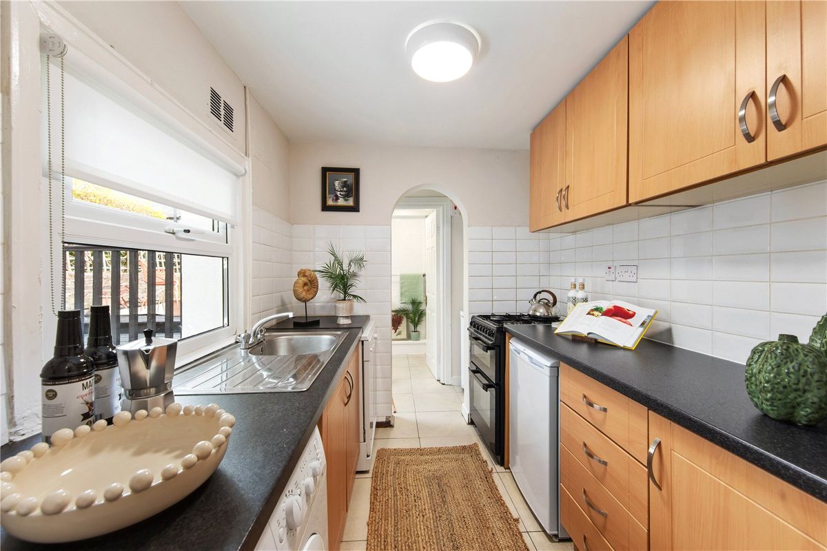 Period Property For Sale: 14 Saint Anne’s Road, Drumcondra, Dublin 9 Period Property For Sale: 14 Saint Anne's Road, Drumcondra, Dublin 9