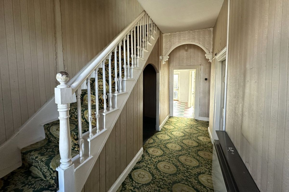 Three-Bed Residence For Sale: 15 Cork Road, Skibbereen, Co. Cork Three-Bed Residence For Sale: 15 Cork Road, Skibbereen, Co. Cork