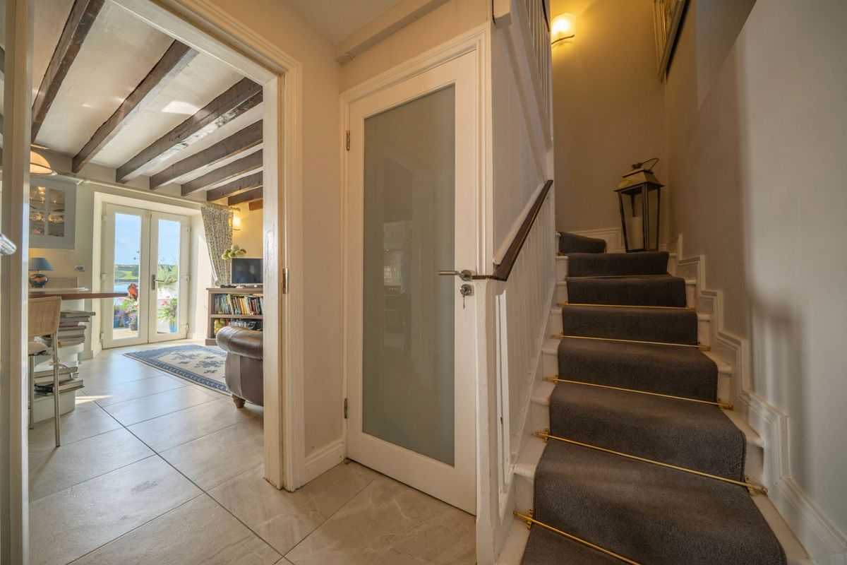 Georgian Waterfront Property For Sale: 5 The Terrace, Lower Road, Scilly, Kinsale, Co. Cork Georgian Waterfront Property For Sale: 5 The Terrace, Lower Road, Scilly, Kinsale, Co. Cork