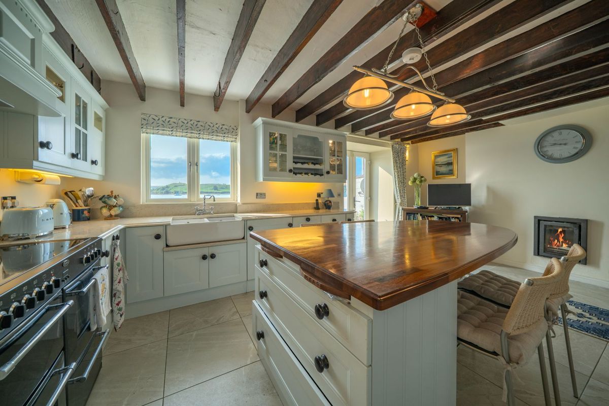 Georgian Waterfront Property For Sale: 5 The Terrace, Lower Road, Scilly, Kinsale, Co. Cork Georgian Waterfront Property For Sale: 5 The Terrace, Lower Road, Scilly, Kinsale, Co. Cork