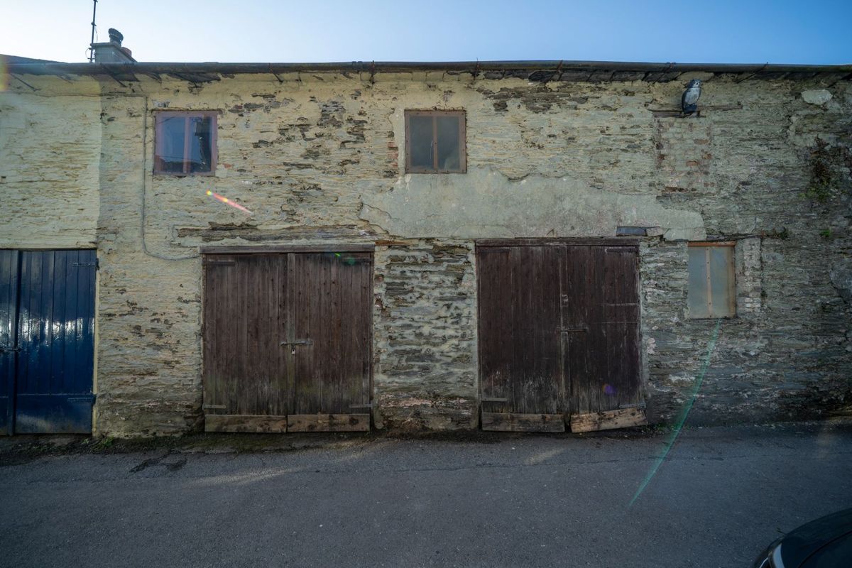 Georgian Waterfront Property For Sale: 5 The Terrace, Lower Road, Scilly, Kinsale, Co. Cork Georgian Waterfront Property For Sale: 5 The Terrace, Lower Road, Scilly, Kinsale, Co. Cork