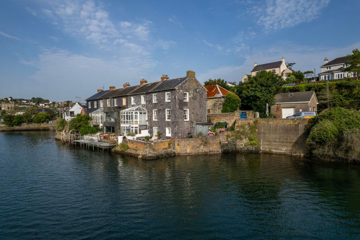 Georgian Waterfront Property For Sale: 5 The Terrace, Lower Road, Scilly, Kinsale, Co. Cork Georgian Waterfront Property For Sale: 5 The Terrace, Lower Road, Scilly, Kinsale, Co. Cork