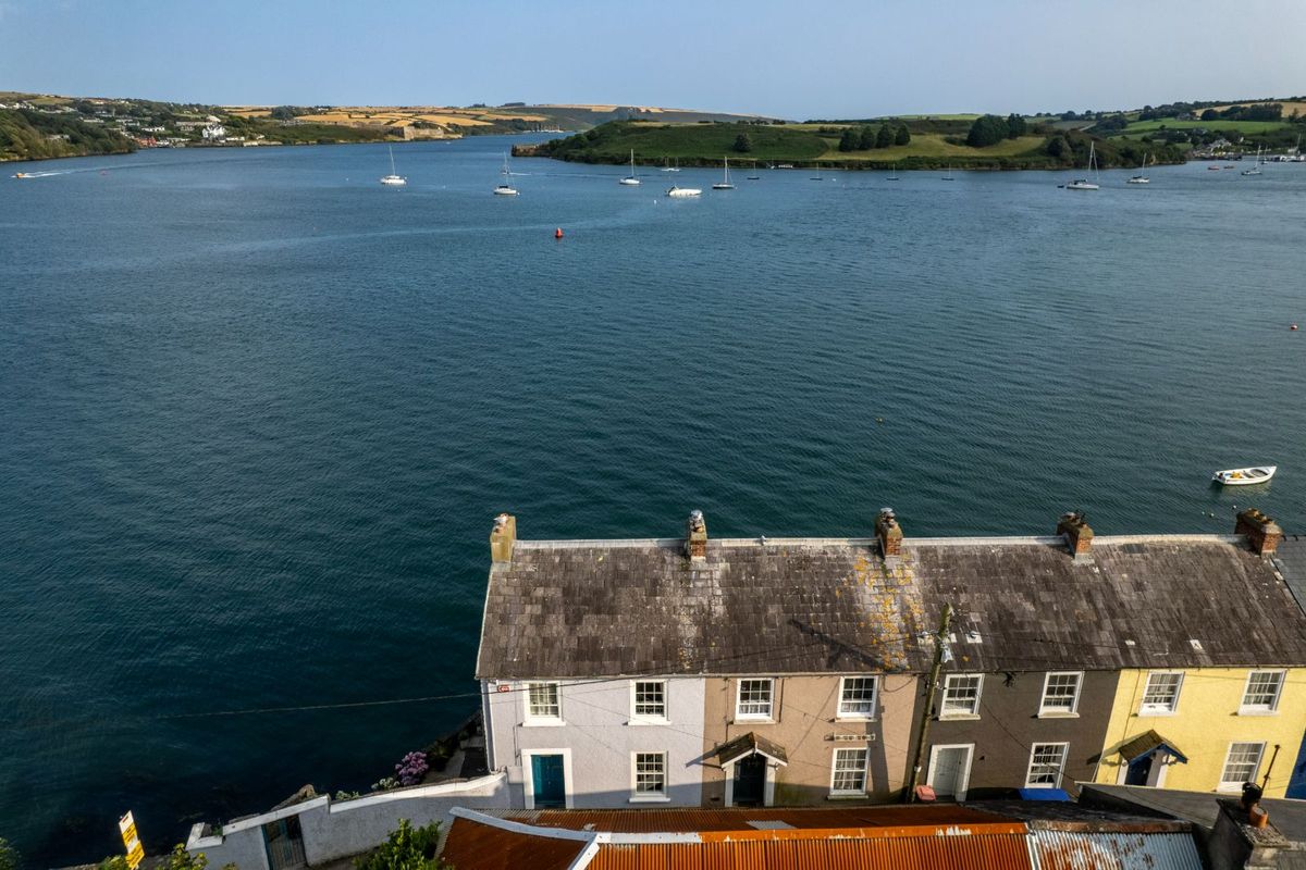 Georgian Waterfront Property For Sale: 5 The Terrace, Lower Road, Scilly, Kinsale, Co. Cork Georgian Waterfront Property For Sale: 5 The Terrace, Lower Road, Scilly, Kinsale, Co. Cork