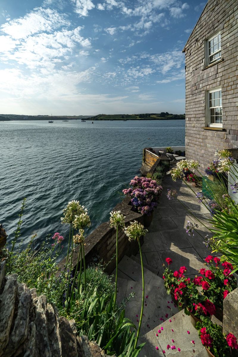 Georgian Waterfront Property For Sale: 5 The Terrace, Lower Road, Scilly, Kinsale, Co. Cork Georgian Waterfront Property For Sale: 5 The Terrace, Lower Road, Scilly, Kinsale, Co. Cork