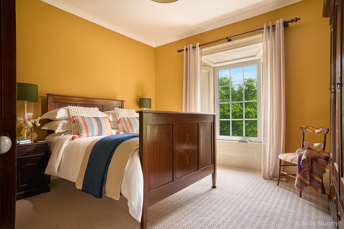 Victorian House For Sale: Ardeevin House, Beach, Bantry, Co. Cork Victorian House For Sale: Ardeevin House, Beach, Bantry, Co. Cork