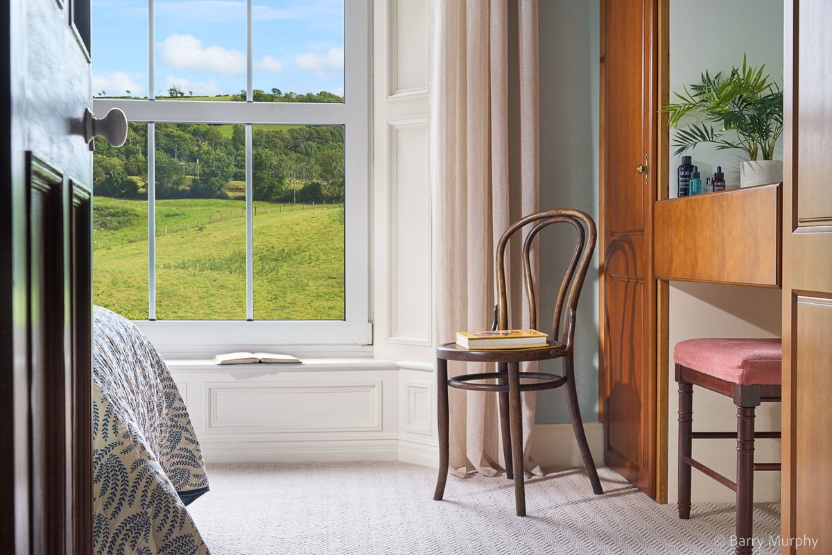 Victorian House For Sale: Ardeevin House, Beach, Bantry, Co. Cork Victorian House For Sale: Ardeevin House, Beach, Bantry, Co. Cork