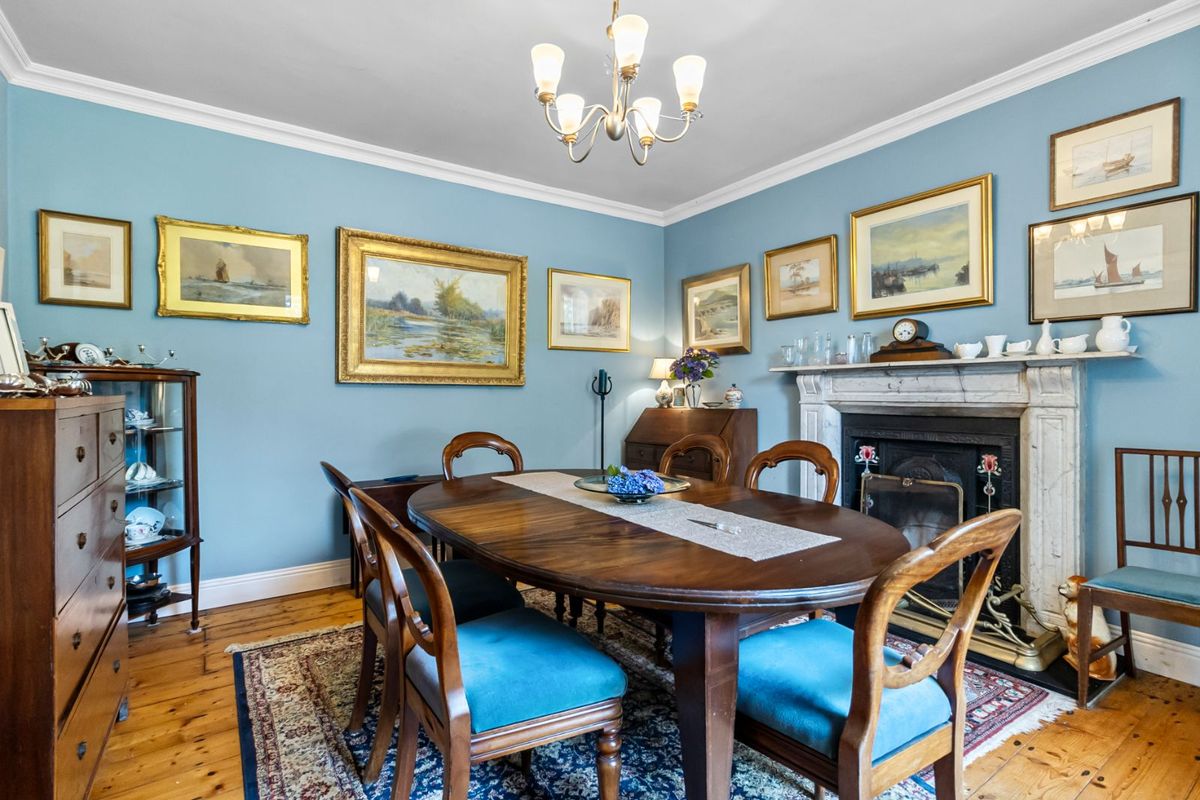 Period Property For Sale: Ballynona Lodge, Midleton, Co. Cork Period Property For Sale: Ballynona Lodge, Midleton, Co. Cork