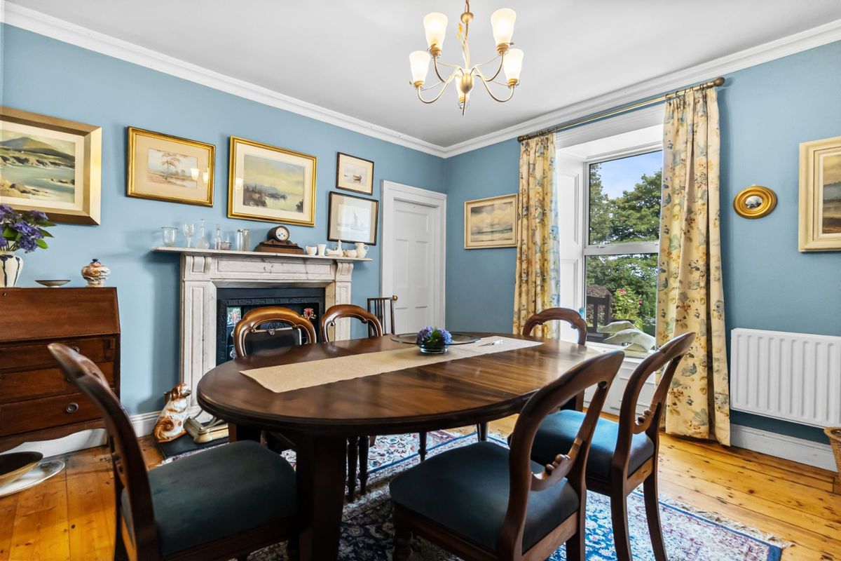 Period Property For Sale: Ballynona Lodge, Midleton, Co. Cork Period Property For Sale: Ballynona Lodge, Midleton, Co. Cork