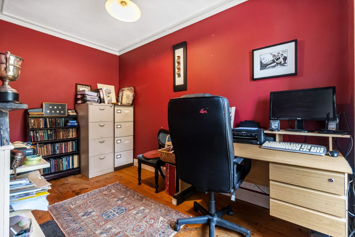 Period Property For Sale: Ballynona Lodge, Midleton, Co. Cork Period Property For Sale: Ballynona Lodge, Midleton, Co. Cork