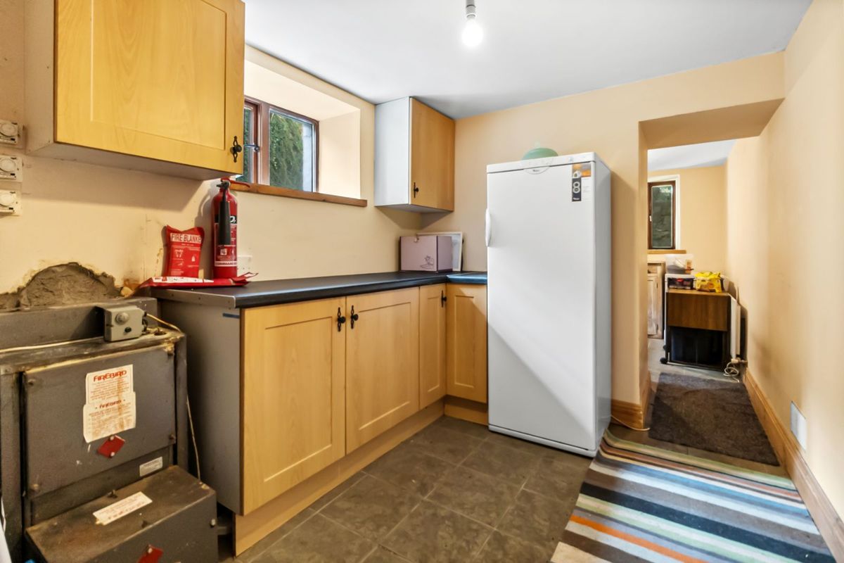 Period Property For Sale: Ballynona Lodge, Midleton, Co. Cork Period Property For Sale: Ballynona Lodge, Midleton, Co. Cork