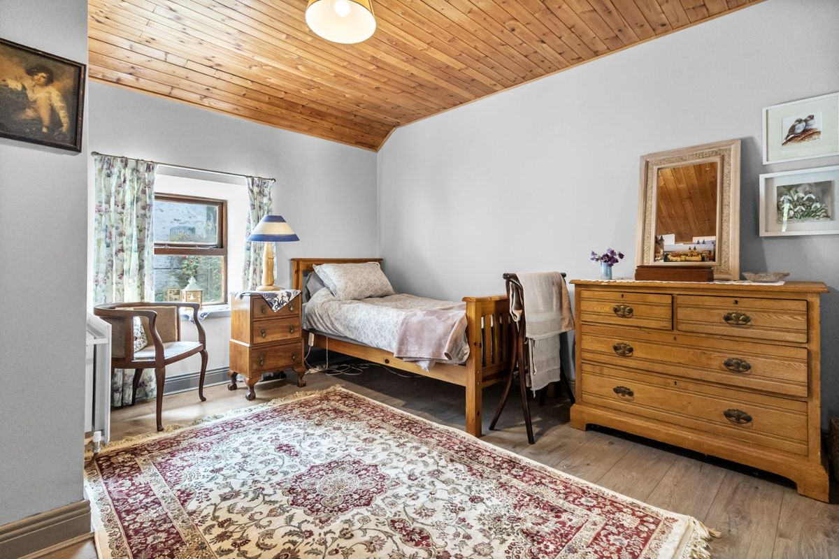 Period Property For Sale: Ballynona Lodge, Midleton, Co. Cork Period Property For Sale: Ballynona Lodge, Midleton, Co. Cork