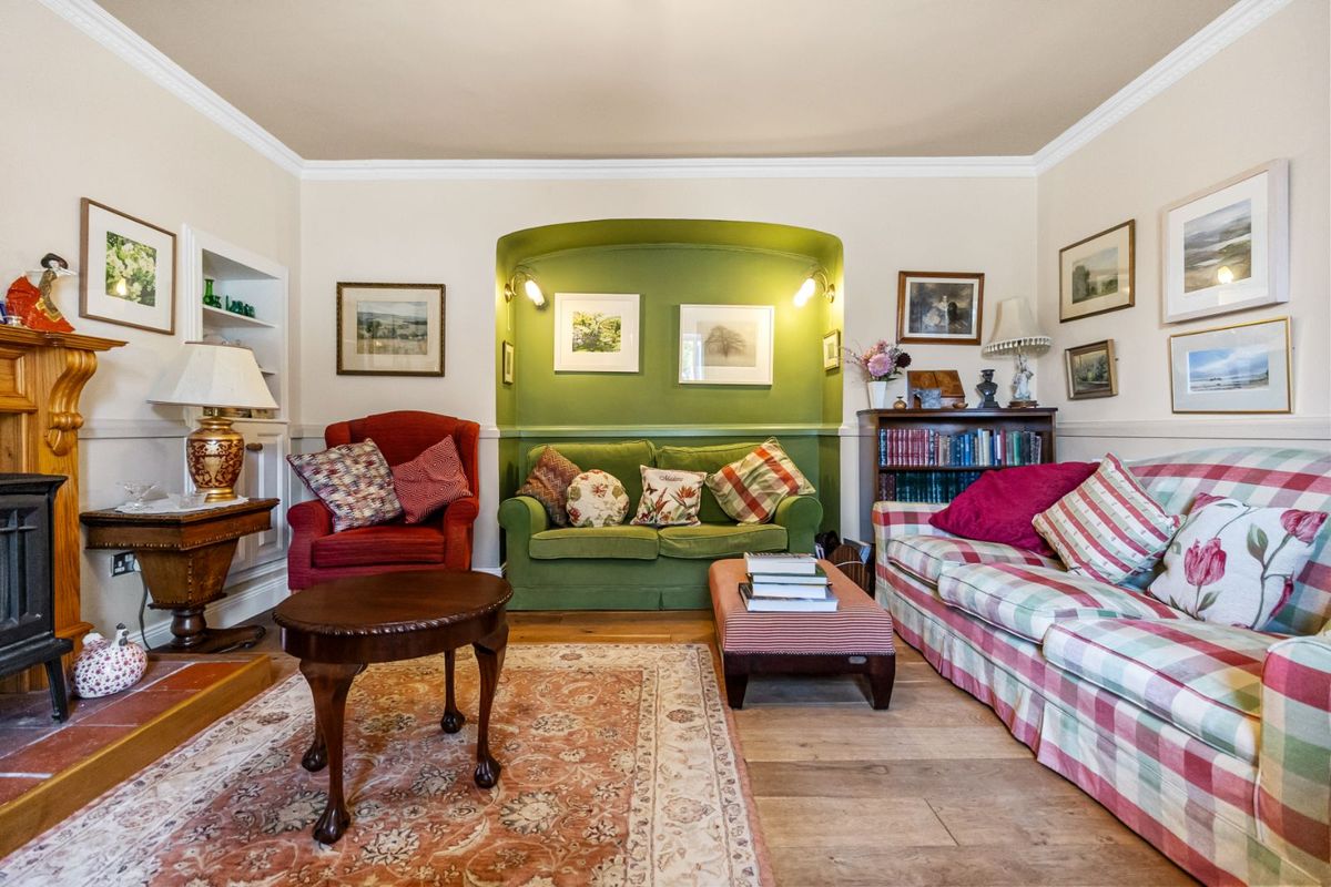 Period Property For Sale: Ballynona Lodge, Midleton, Co. Cork Period Property For Sale: Ballynona Lodge, Midleton, Co. Cork