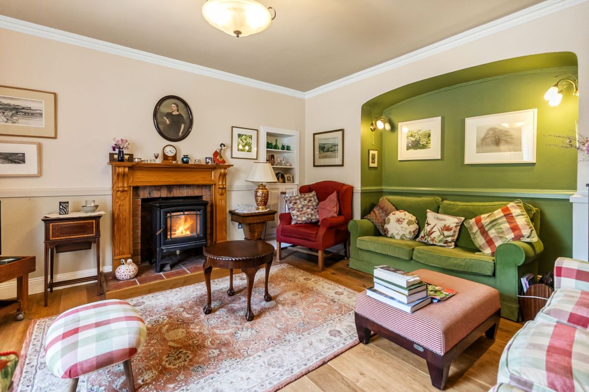 Period Property For Sale: Ballynona Lodge, Midleton, Co. Cork Period Property For Sale: Ballynona Lodge, Midleton, Co. Cork