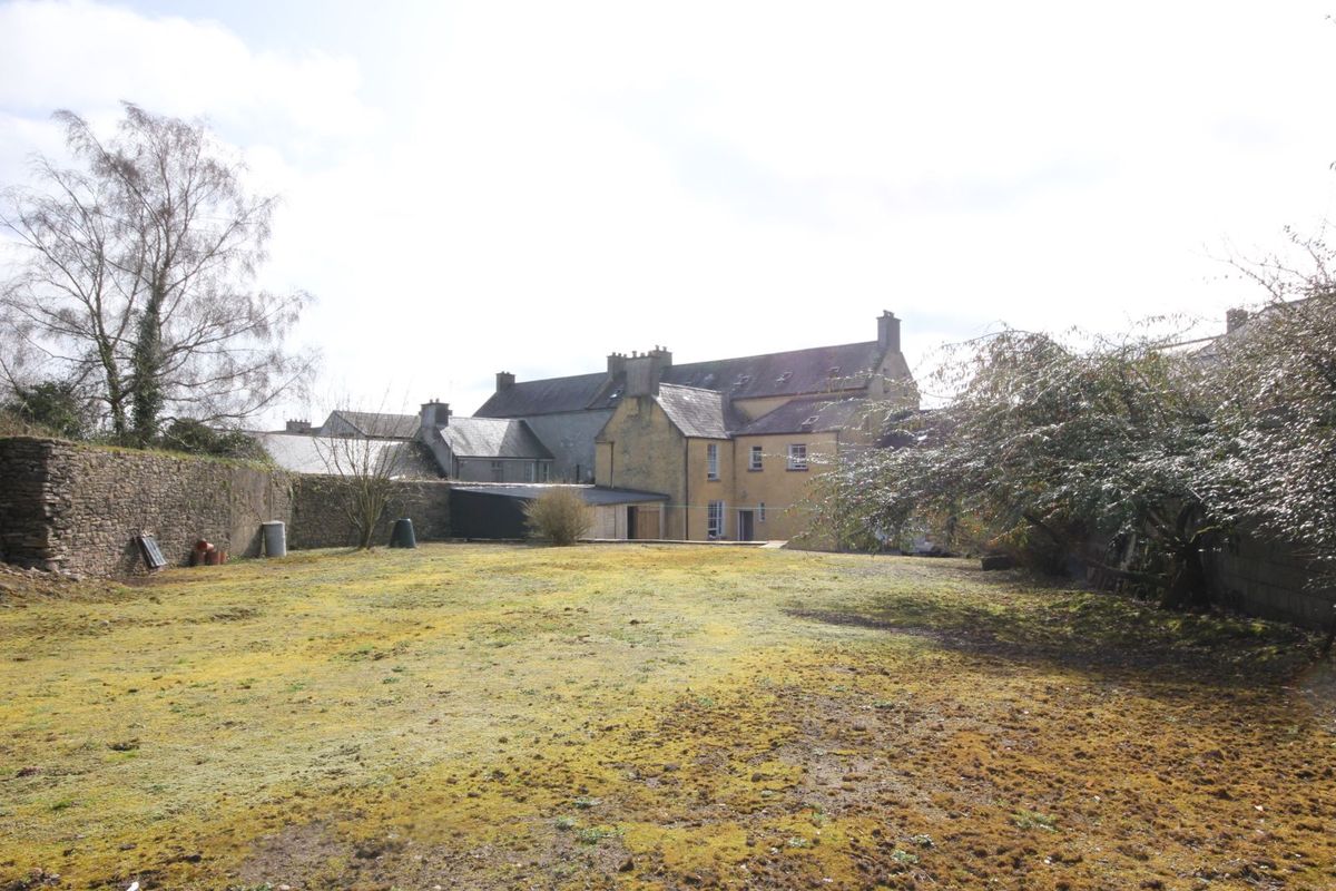 18th Century Property For Sale: Bianconi House, Castletown, Co. Laois 18th Century Property For Sale: Bianconi House, Castletown, Co. Laois