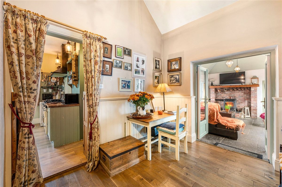 Extended Cottage For Sale: Bramble Cottage, Curraghbeg, Adare, Co. Limerick Extended Cottage For Sale: Bramble Cottage, Curraghbeg, Adare, Co. Limerick