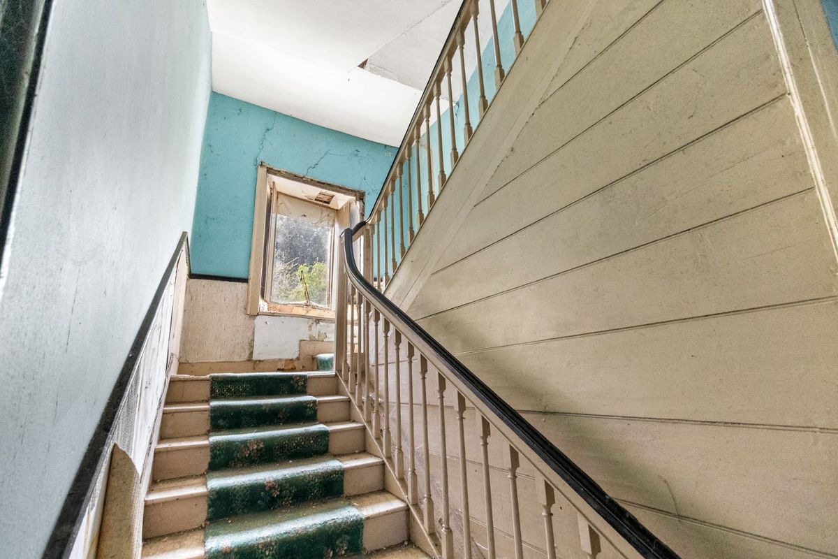 Period Residence For Sale: Church Street, Cloyne, Midleton, Co. Cork Period Residence For Sale: Church Street, Cloyne, Midleton, Co. Cork