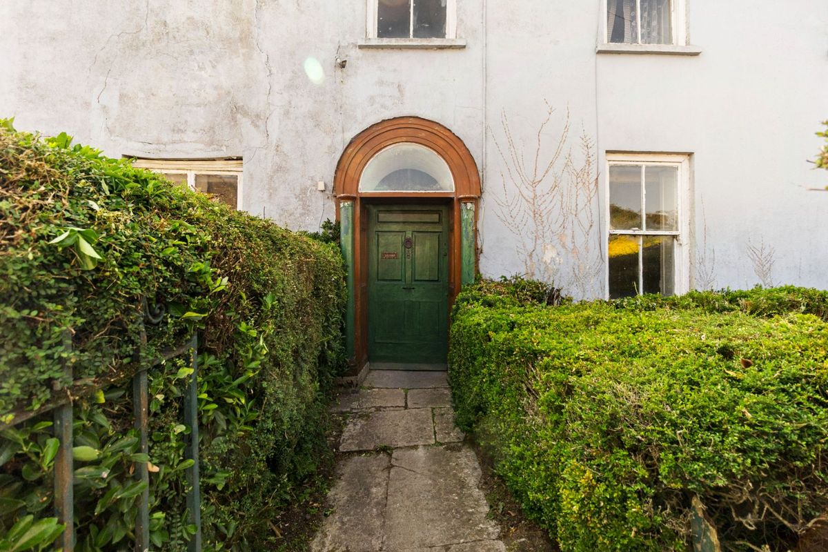 Period Residence For Sale: Church Street, Cloyne, Midleton, Co. Cork Period Residence For Sale: Church Street, Cloyne, Midleton, Co. Cork