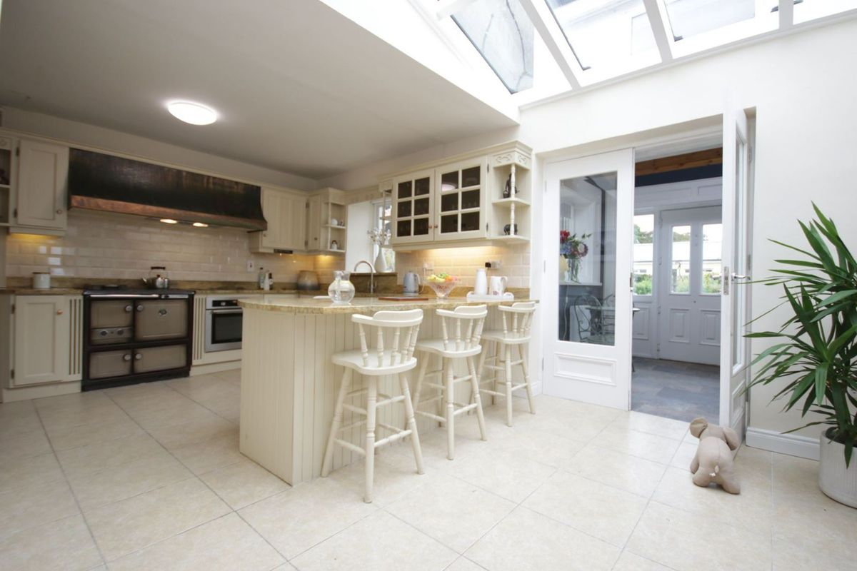 Period Residence For Sale: Churchville, Rathdowney, Co. Laois Period Residence For Sale: Churchville, Rathdowney, Co. Laois