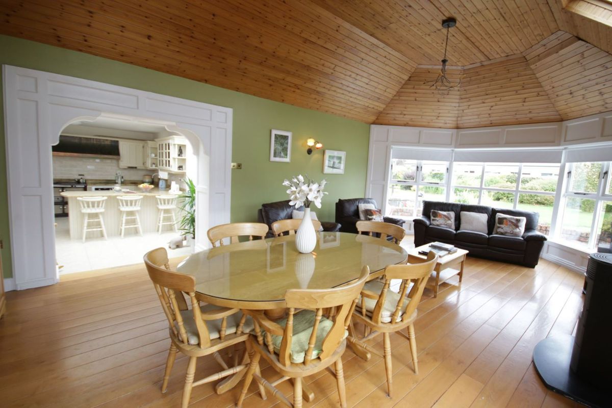 Period Residence For Sale: Churchville, Rathdowney, Co. Laois Period Residence For Sale: Churchville, Rathdowney, Co. Laois