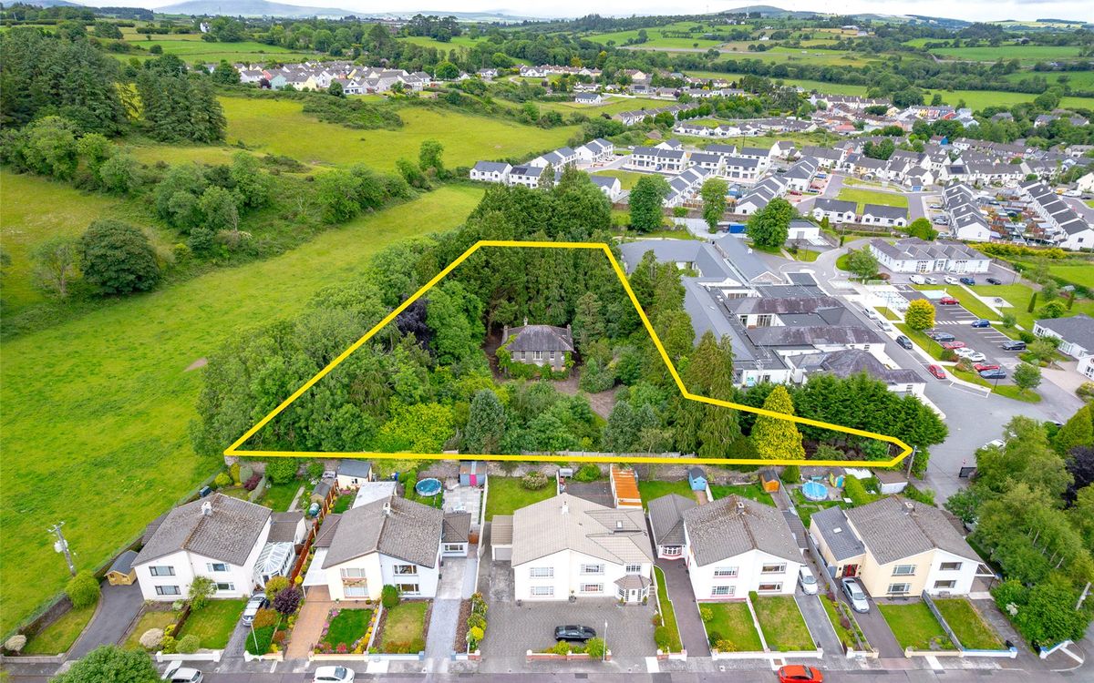 Period Property For Sale: Cuil Aluinn, Gurteenroe, Macroom, Co. Cork Period Property For Sale: Cuil Aluinn, Gurteenroe, Macroom, Co. Cork