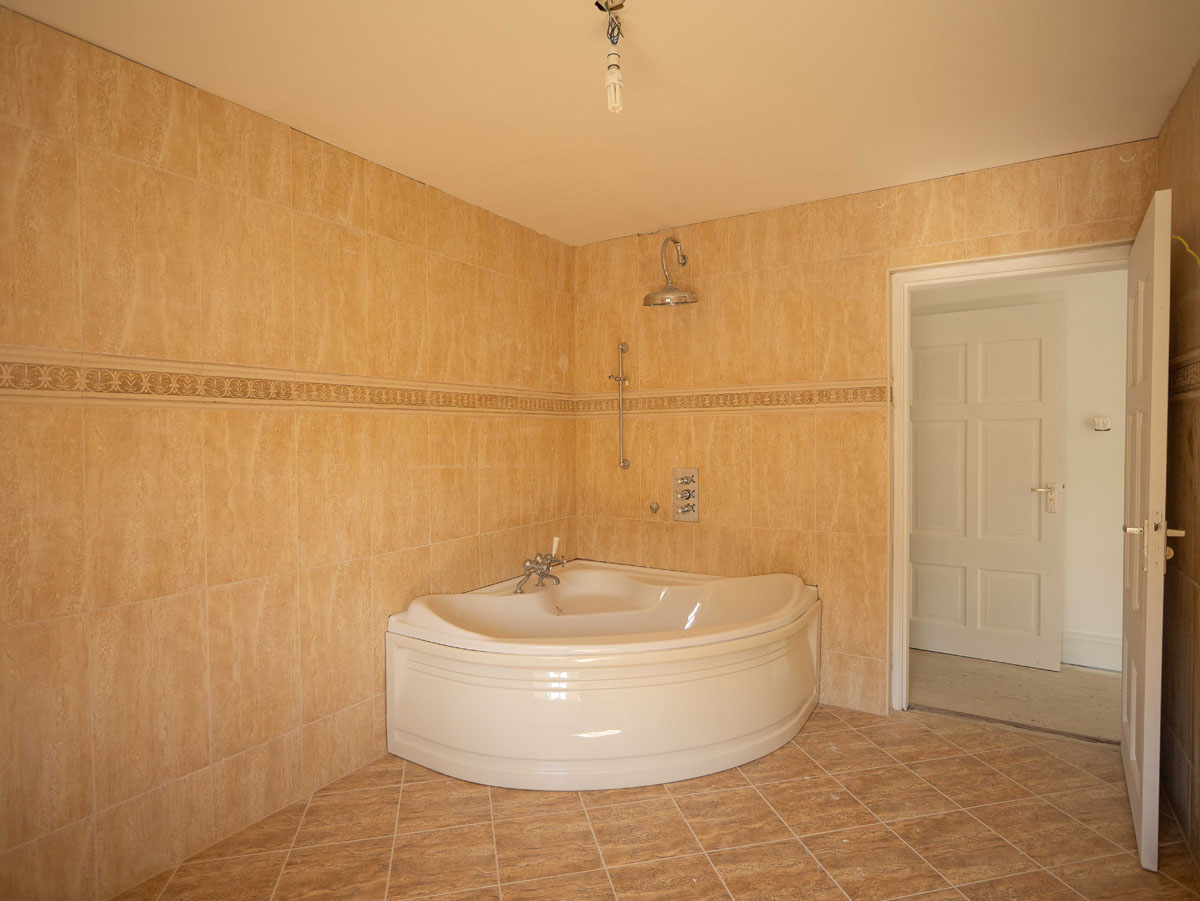 Period Residence For Sale: Drumlease Glebe House, Dromahair, Co. Leitrim Period Residence For Sale: Drumlease Glebe House, Dromahair, Co. Leitrim