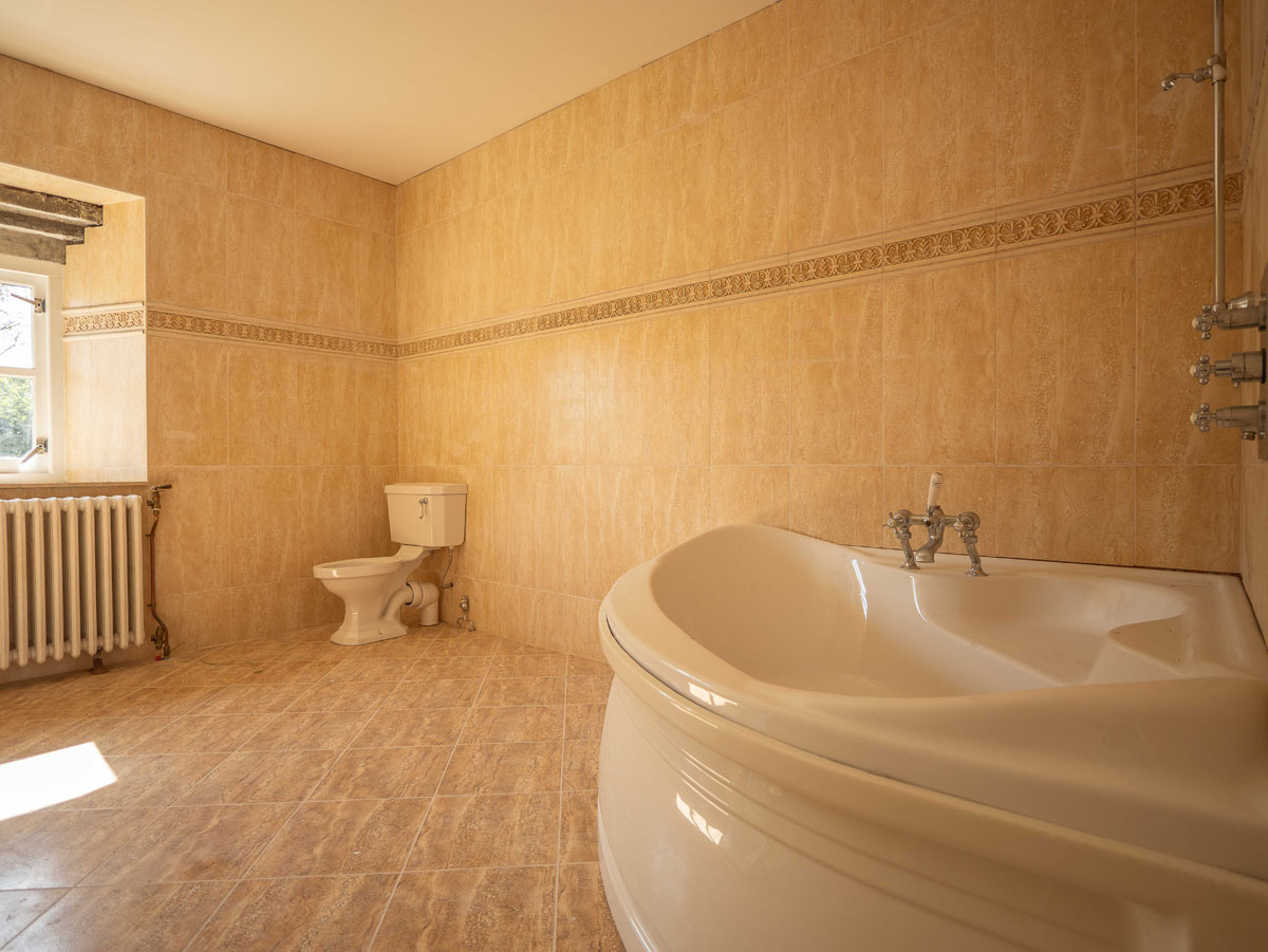 Period Residence For Sale: Drumlease Glebe House, Dromahair, Co. Leitrim Period Residence For Sale: Drumlease Glebe House, Dromahair, Co. Leitrim