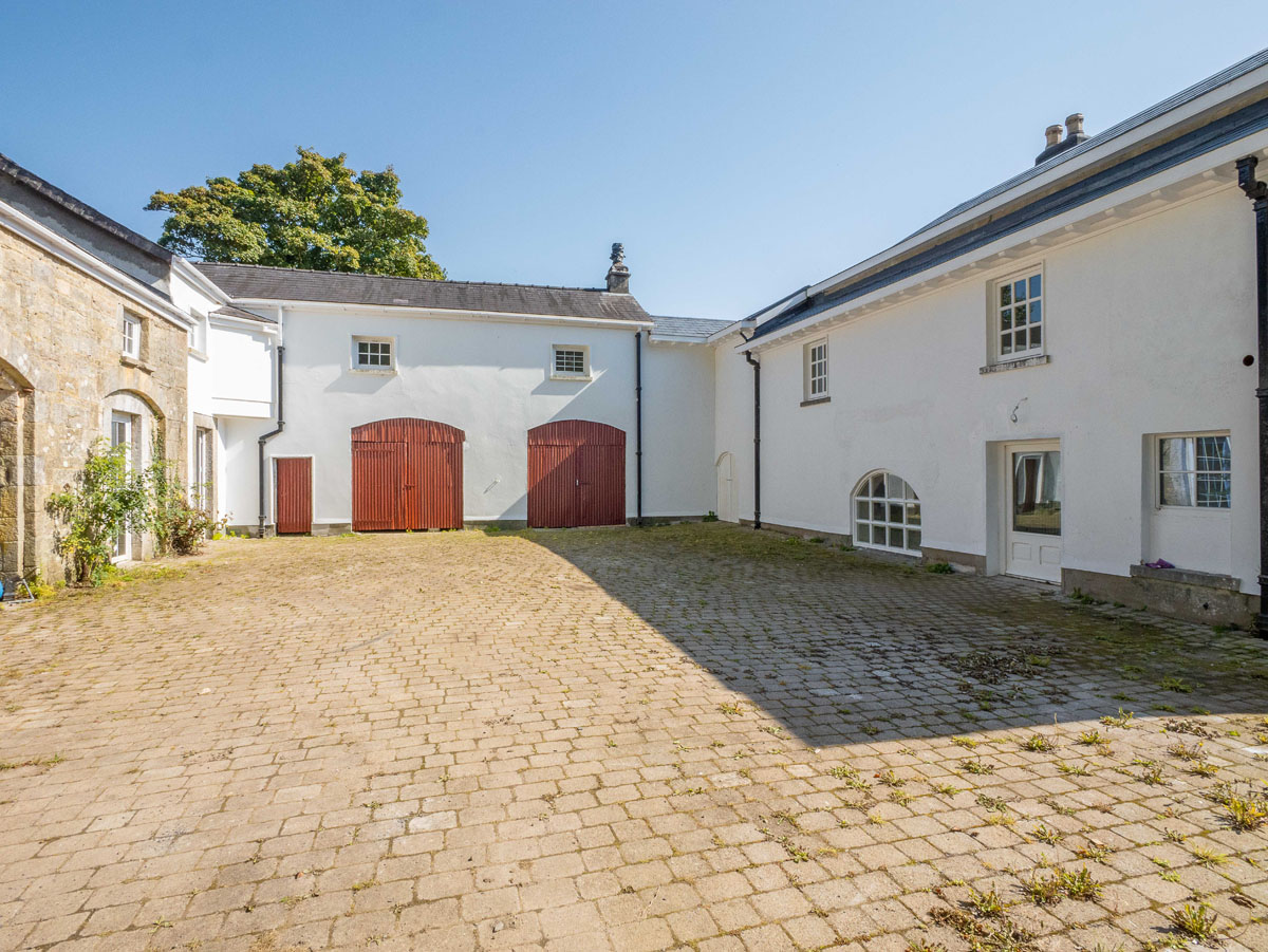 Period Residence For Sale: Drumlease Glebe House, Dromahair, Co. Leitrim Period Residence For Sale: Drumlease Glebe House, Dromahair, Co. Leitrim