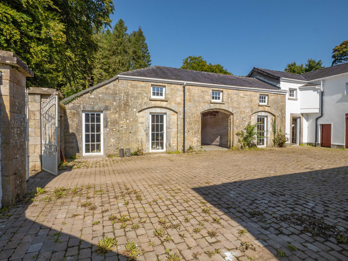 Period Residence For Sale: Drumlease Glebe House, Dromahair, Co. Leitrim Period Residence For Sale: Drumlease Glebe House, Dromahair, Co. Leitrim