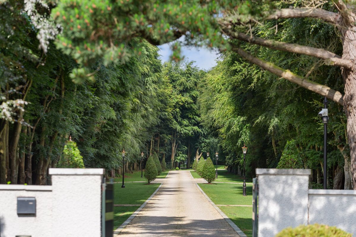 Magnificent Period House For Sale: Emsworth, Malahide Road, Kinsealy, Co. Dublin Magnificent Period House For Sale: Emsworth, Malahide Road, Kinsealy, Co. Dublin