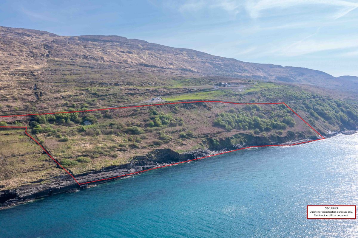 Waterfront Holding For Sale: Foilakilly, Kilcrohane, Co. Cork Waterfront Holding For Sale: Foilakilly, Kilcrohane, Co. Cork