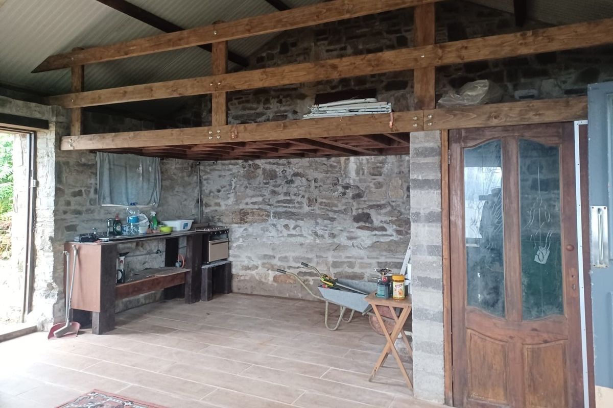 Waterfront Holding For Sale: Foilakilly, Kilcrohane, Co. Cork Waterfront Holding For Sale: Foilakilly, Kilcrohane, Co. Cork