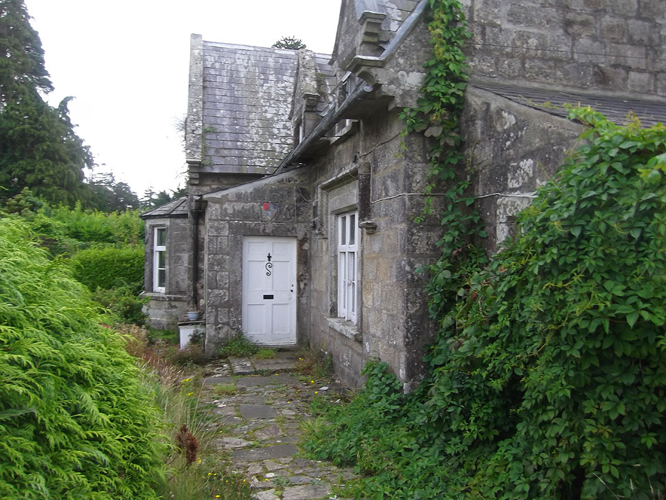 Stone Cottage For Sale: Foresters Lodge, Woodstock National Park, Inistioge, Co. Kilkenny Stone Cottage For Sale: Foresters Lodge, Woodstock National Park, Inistioge, Co. Kilkenny