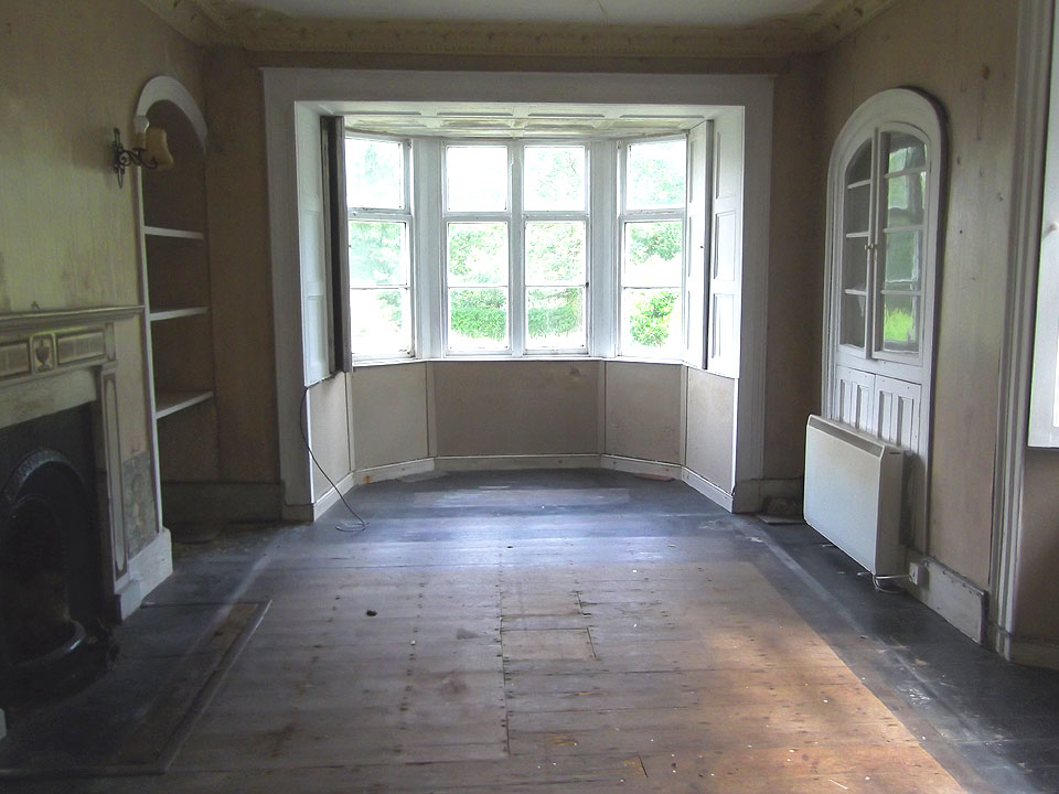 Stone Cottage For Sale: Foresters Lodge, Woodstock National Park, Inistioge, Co. Kilkenny Stone Cottage For Sale: Foresters Lodge, Woodstock National Park, Inistioge, Co. Kilkenny