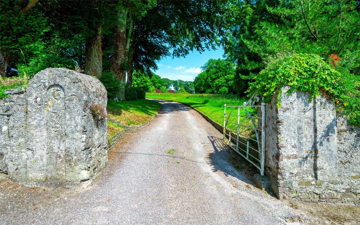 Victorian Country Home For Sale: Kilroan House, Brookhill, Glanmire, Co. Cork Victorian Country Home For Sale: Kilroan House, Brookhill, Glanmire, Co. Cork