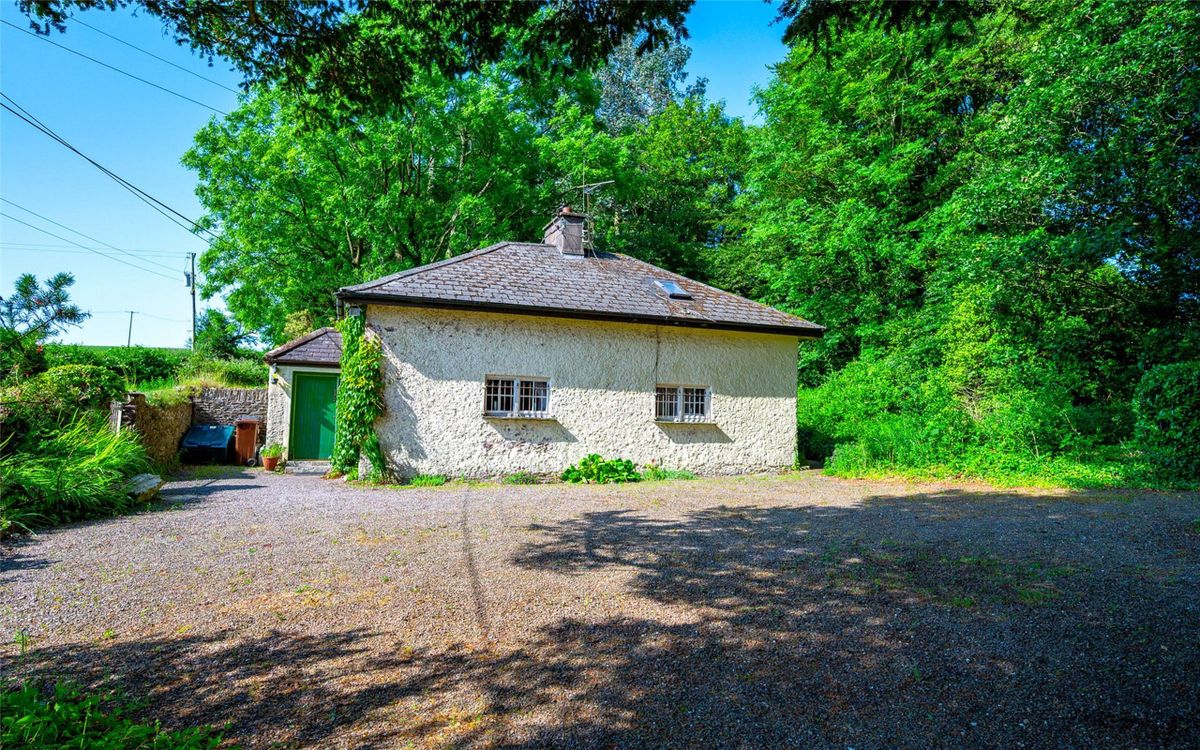 Victorian Country Home For Sale: Kilroan House, Brookhill, Glanmire, Co. Cork Victorian Country Home For Sale: Kilroan House, Brookhill, Glanmire, Co. Cork