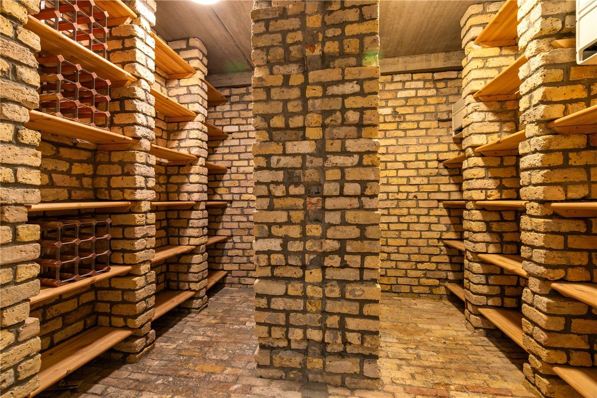 Exceptional Estate For Sale: Lairakeen House, Banagher, Co. Galway Exceptional Estate For Sale: Lairakeen House, Banagher, Co. Galway