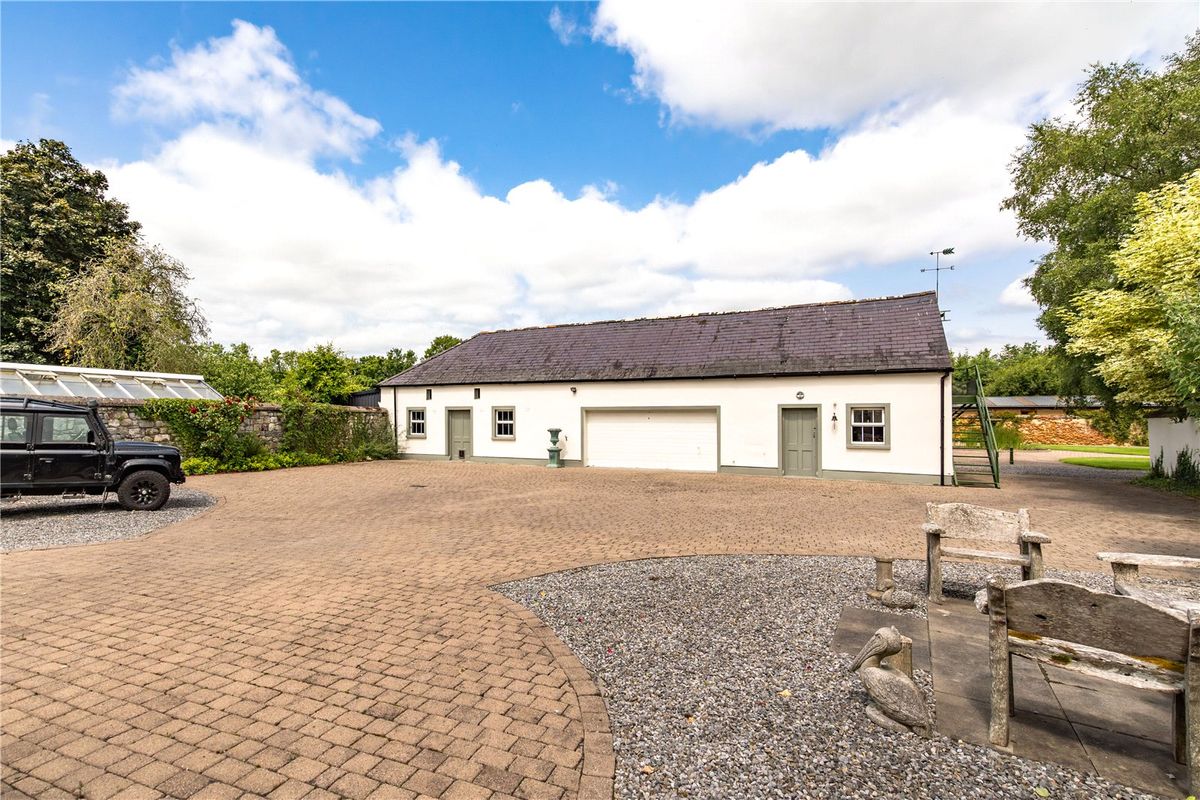 Exceptional Estate For Sale: Lairakeen House, Banagher, Co. Galway Exceptional Estate For Sale: Lairakeen House, Banagher, Co. Galway