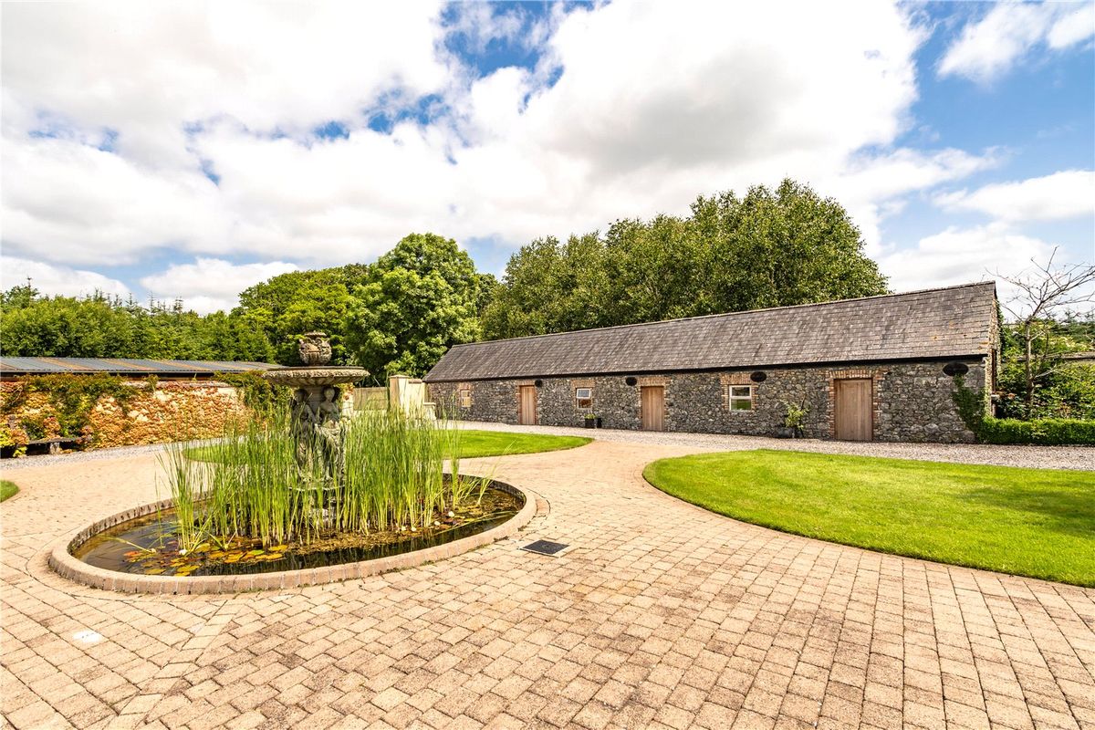 Exceptional Estate For Sale: Lairakeen House, Banagher, Co. Galway Exceptional Estate For Sale: Lairakeen House, Banagher, Co. Galway