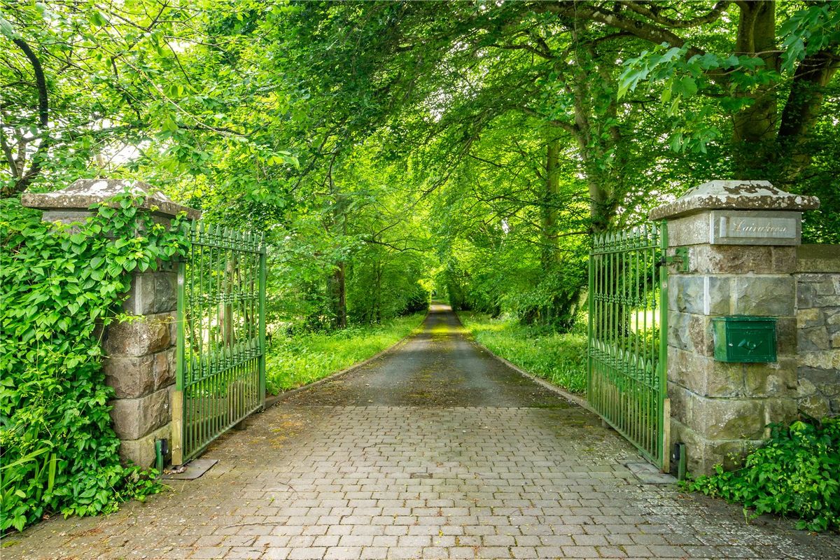 Exceptional Estate For Sale: Lairakeen House, Banagher, Co. Galway Exceptional Estate For Sale: Lairakeen House, Banagher, Co. Galway