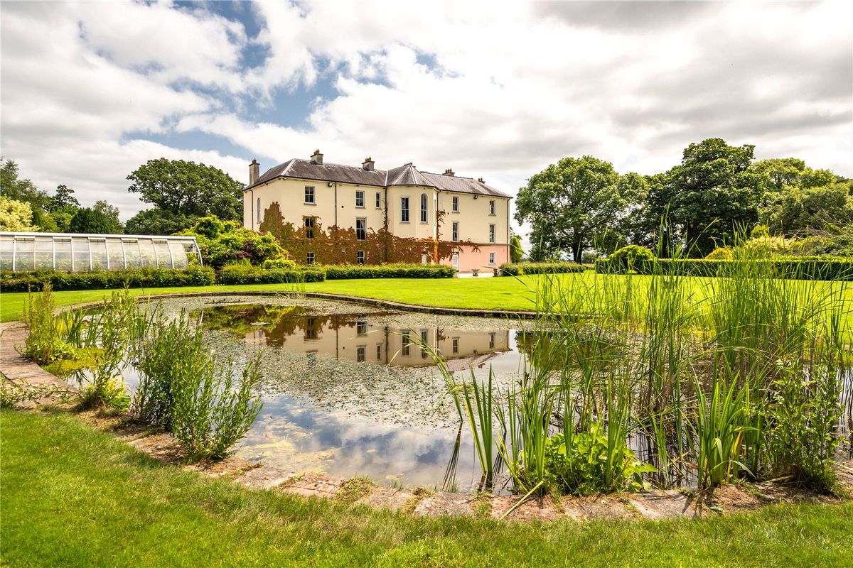 Exceptional Estate For Sale: Lairakeen House, Banagher, Co. Galway Exceptional Estate For Sale: Lairakeen House, Banagher, Co. Galway