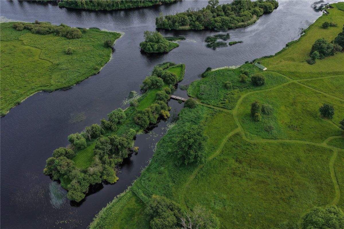 Exceptional Estate For Sale: Lairakeen House, Banagher, Co. Galway Exceptional Estate For Sale: Lairakeen House, Banagher, Co. Galway