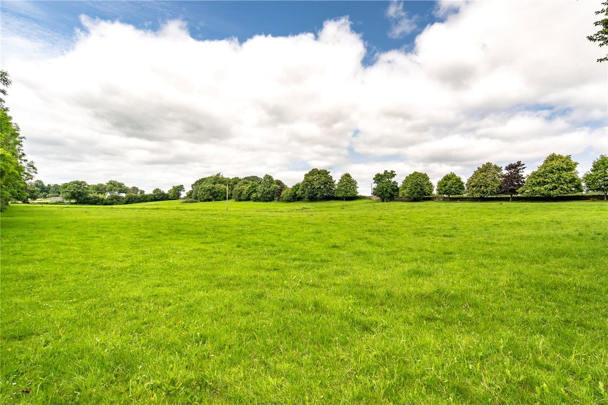 Exceptional Estate For Sale: Lairakeen House, Banagher, Co. Galway Exceptional Estate For Sale: Lairakeen House, Banagher, Co. Galway