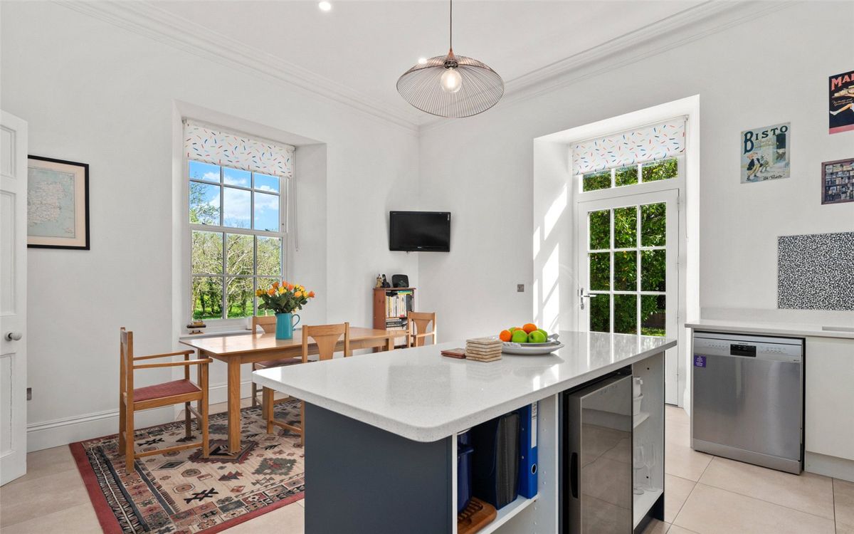 Georgian Country Home For Sale: Lawn House, West End, Drimoleague, Co. Cork Georgian Country Home For Sale: Lawn House, West End, Drimoleague, Co. Cork