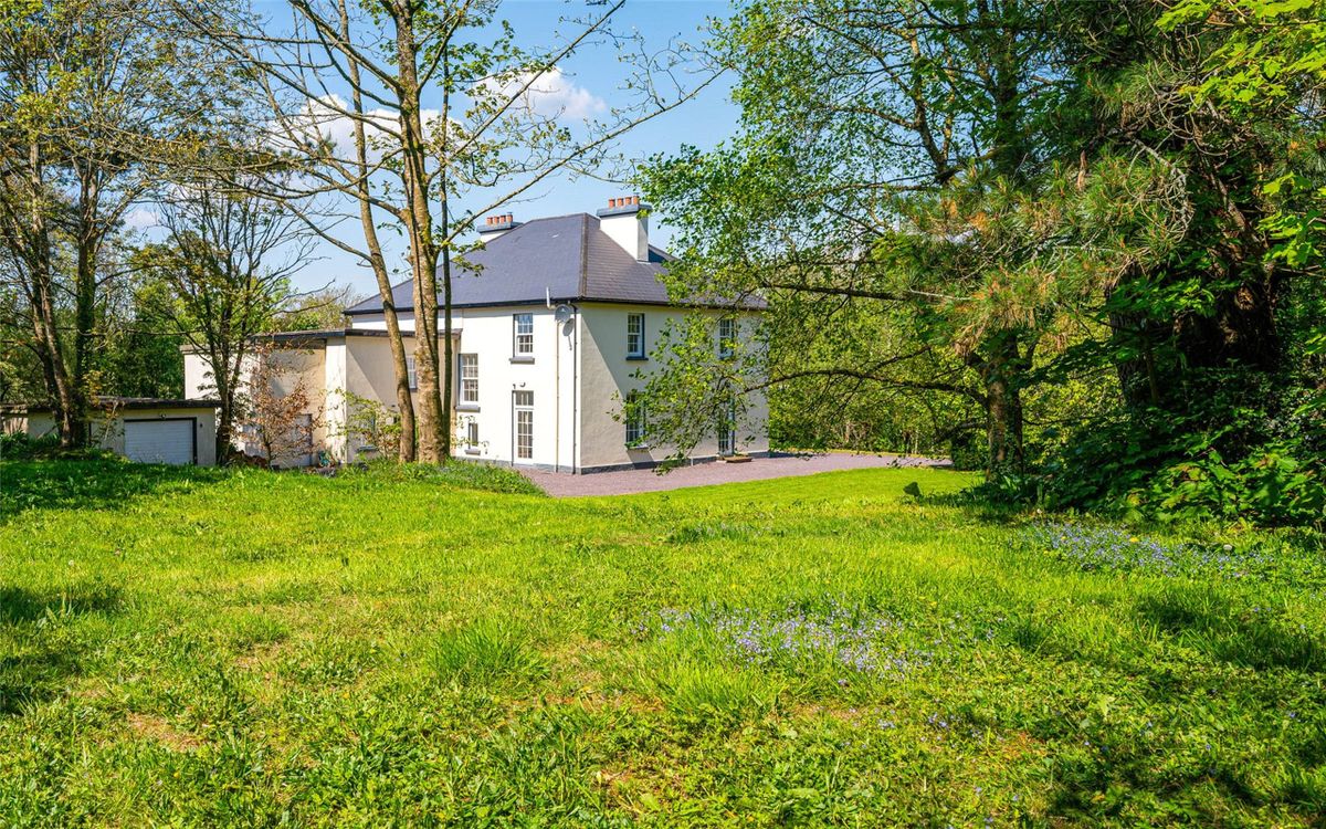 Georgian Country Home For Sale: Lawn House, West End, Drimoleague, Co. Cork Georgian Country Home For Sale: Lawn House, West End, Drimoleague, Co. Cork