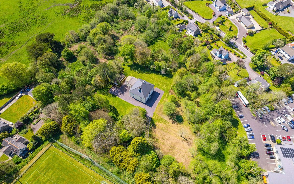 Georgian Country Home For Sale: Lawn House, West End, Drimoleague, Co. Cork Georgian Country Home For Sale: Lawn House, West End, Drimoleague, Co. Cork