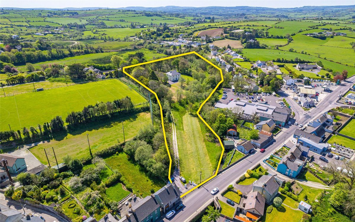 Georgian Country Home For Sale: Lawn House, West End, Drimoleague, Co. Cork Georgian Country Home For Sale: Lawn House, West End, Drimoleague, Co. Cork