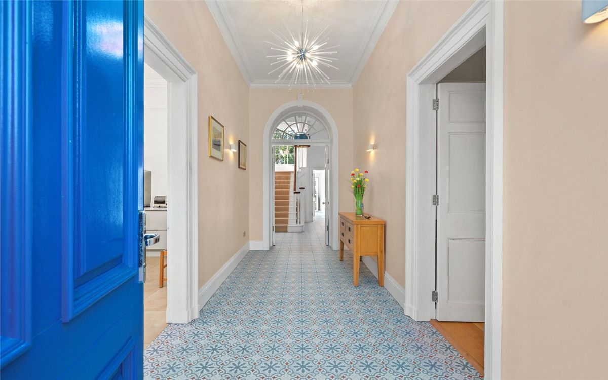 Georgian Country Home For Sale: Lawn House, West End, Drimoleague, Co. Cork Georgian Country Home For Sale: Lawn House, West End, Drimoleague, Co. Cork