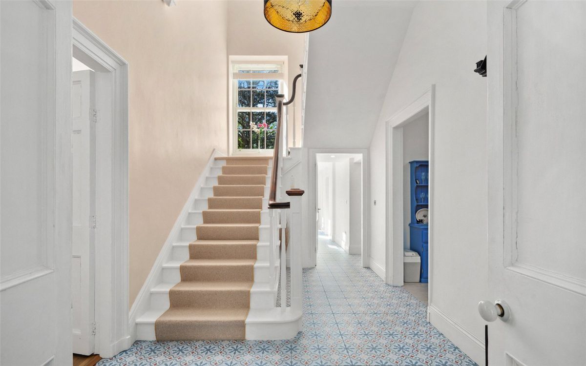 Georgian Country Home For Sale: Lawn House, West End, Drimoleague, Co. Cork Georgian Country Home For Sale: Lawn House, West End, Drimoleague, Co. Cork